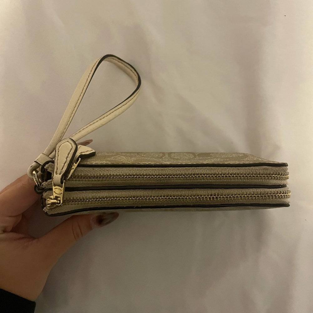Coach Wallet - Picture 3 of 6
